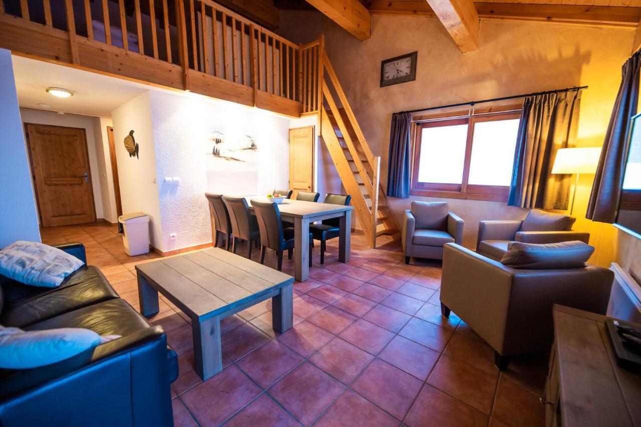 Parc Madeleine - Chalets Сен-Франсуа-Лоншам Экстерьер фото