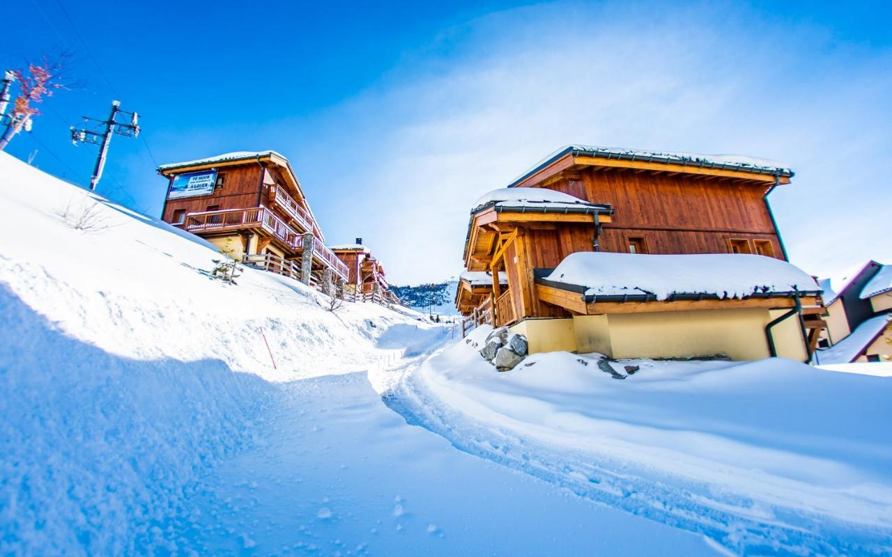 Parc Madeleine - Chalets Сен-Франсуа-Лоншам Экстерьер фото