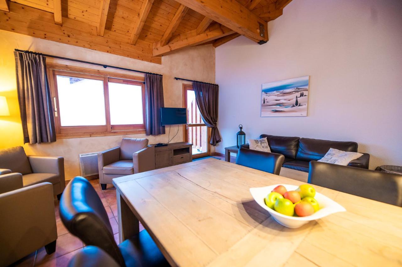 Parc Madeleine - Chalets Сен-Франсуа-Лоншам Экстерьер фото