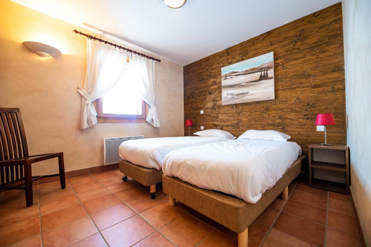 Parc Madeleine - Chalets Сен-Франсуа-Лоншам Экстерьер фото