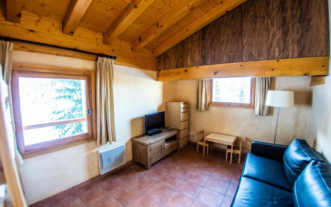 Parc Madeleine - Chalets Сен-Франсуа-Лоншам Экстерьер фото