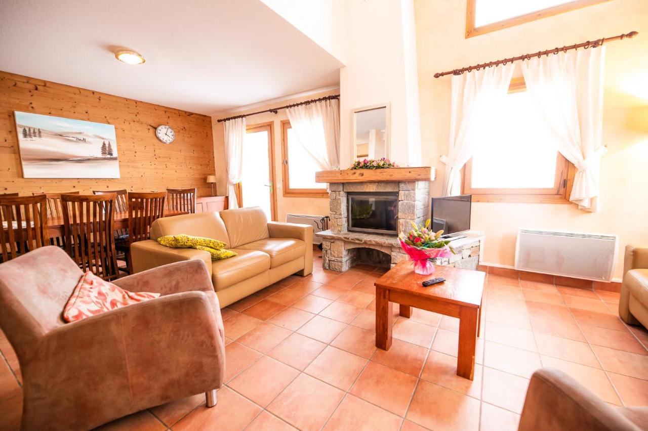Parc Madeleine - Chalets Сен-Франсуа-Лоншам Экстерьер фото