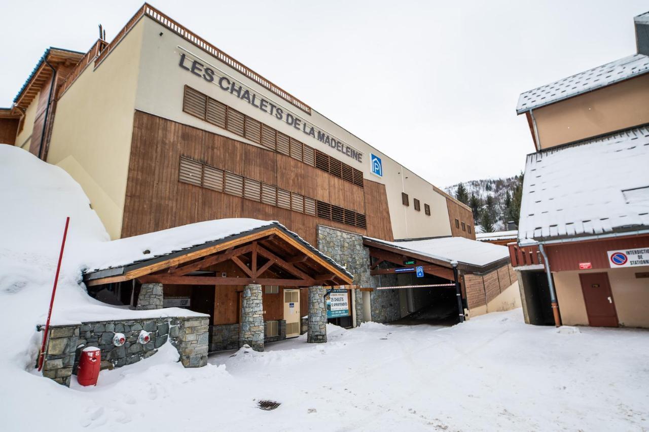 Parc Madeleine - Chalets Сен-Франсуа-Лоншам Экстерьер фото